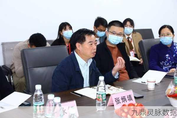 51fun吃瓜网-热心群众张炳:1. "热心网友张炳携手51fun,揭开吃瓜新篇章!