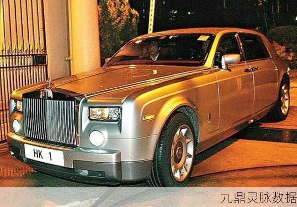 探究阿联酋土豪 3200 万买下天字 1 号车牌背后的财富密码与启示