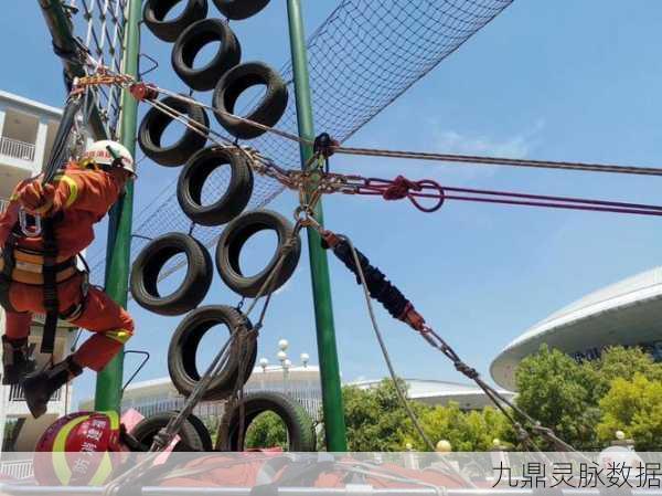 拖动绳索，解锁救援闯关新乐趣，挑战你的智慧与操作